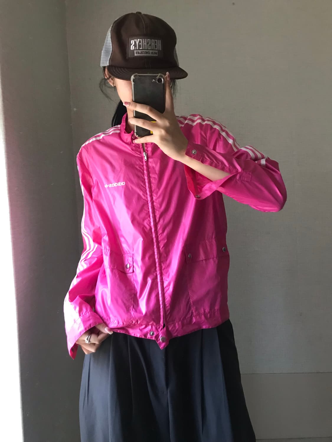 아디다스 핑크 버튼디테일 바람막이 상품이미지4