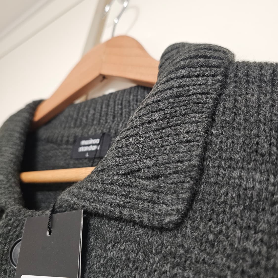 L 새제품) 무신사스탠다드 릴렉스드 니트 트러커 가디건 재킷 그레이 상품이미지4