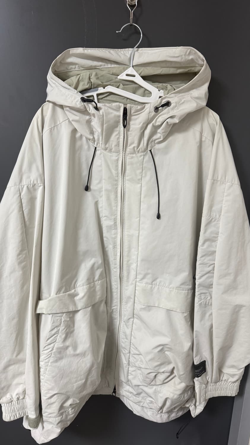 오클리 크림 바람막이 (japan exclusive) 상품이미지4