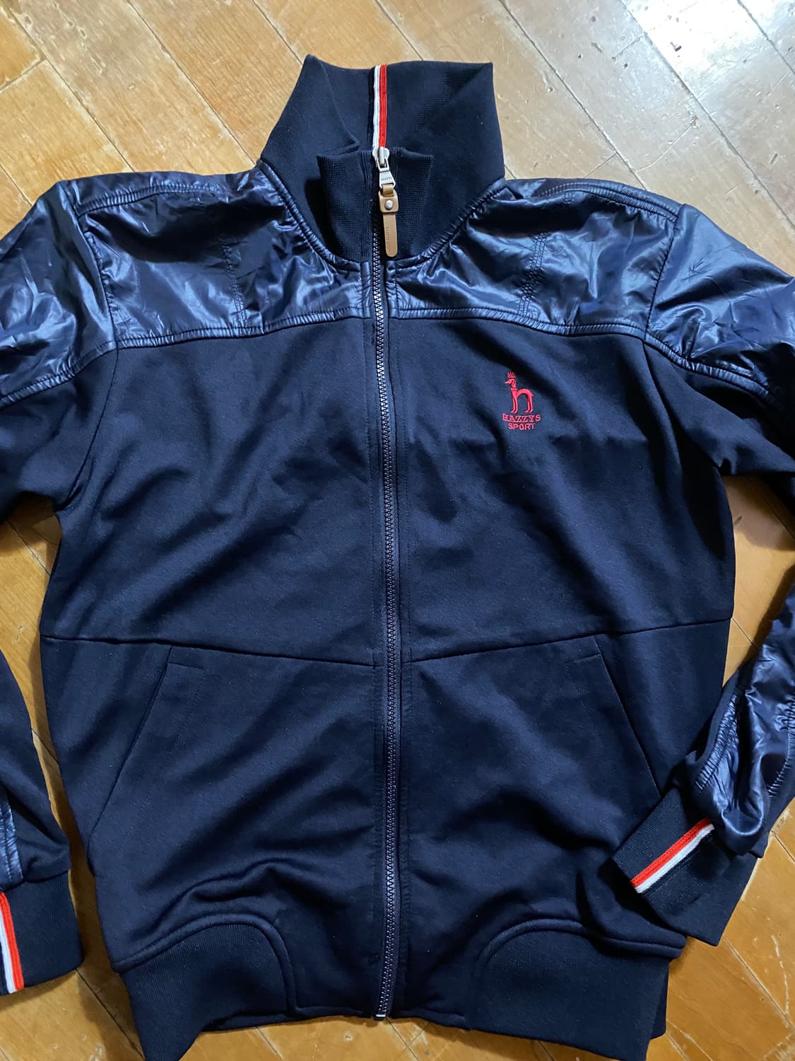 헤지스 스포츠 짚업 트레이닝 상의 네이비 L 상품이미지1