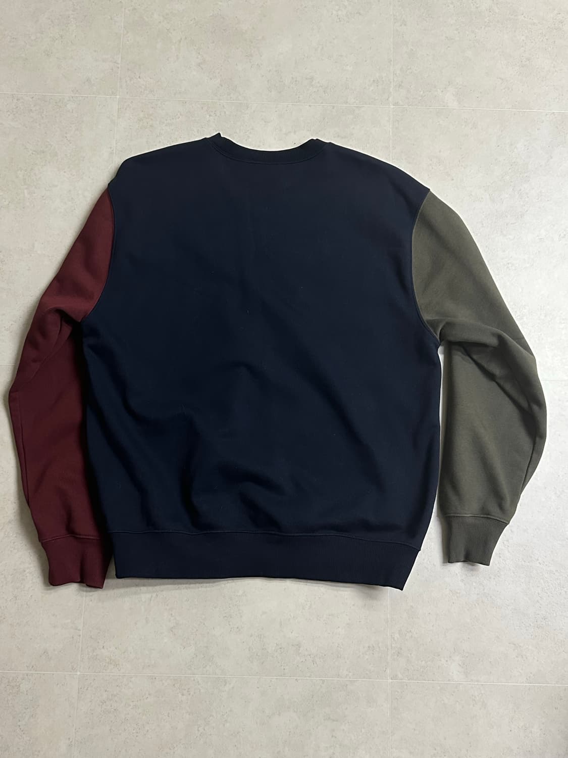 carhartt wip 칼하트 윕 컬러블록 맨투맨 상품이미지2