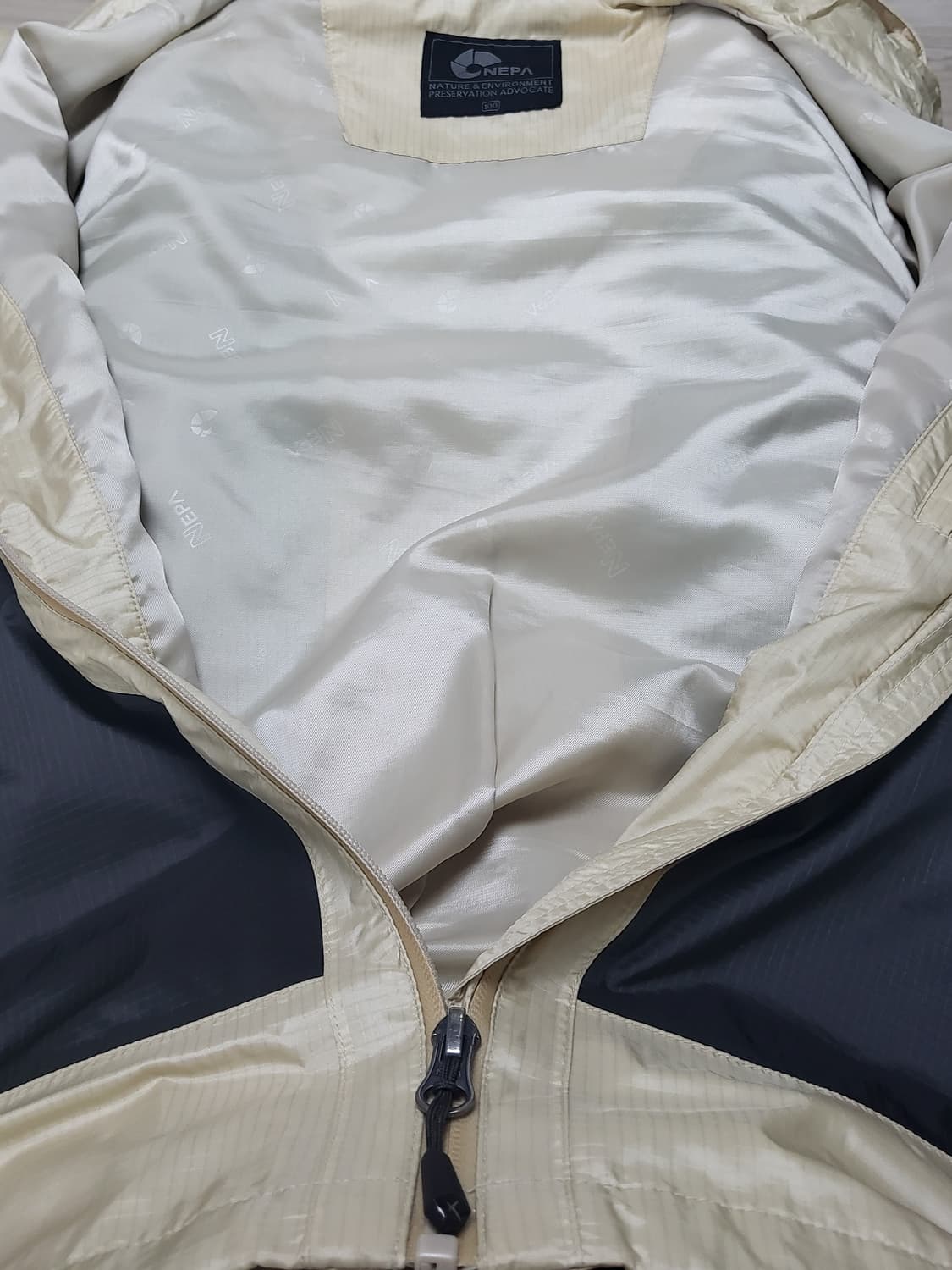 네파 빈티지 아웃도어 등산 자켓 여성용  상품이미지4