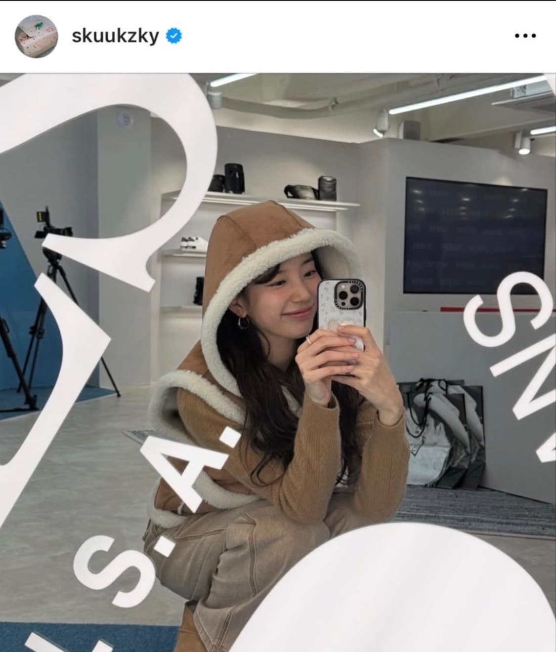 새상품) 수지 착용 케이스티파이 pearly heart 아이폰17 상품이미지3