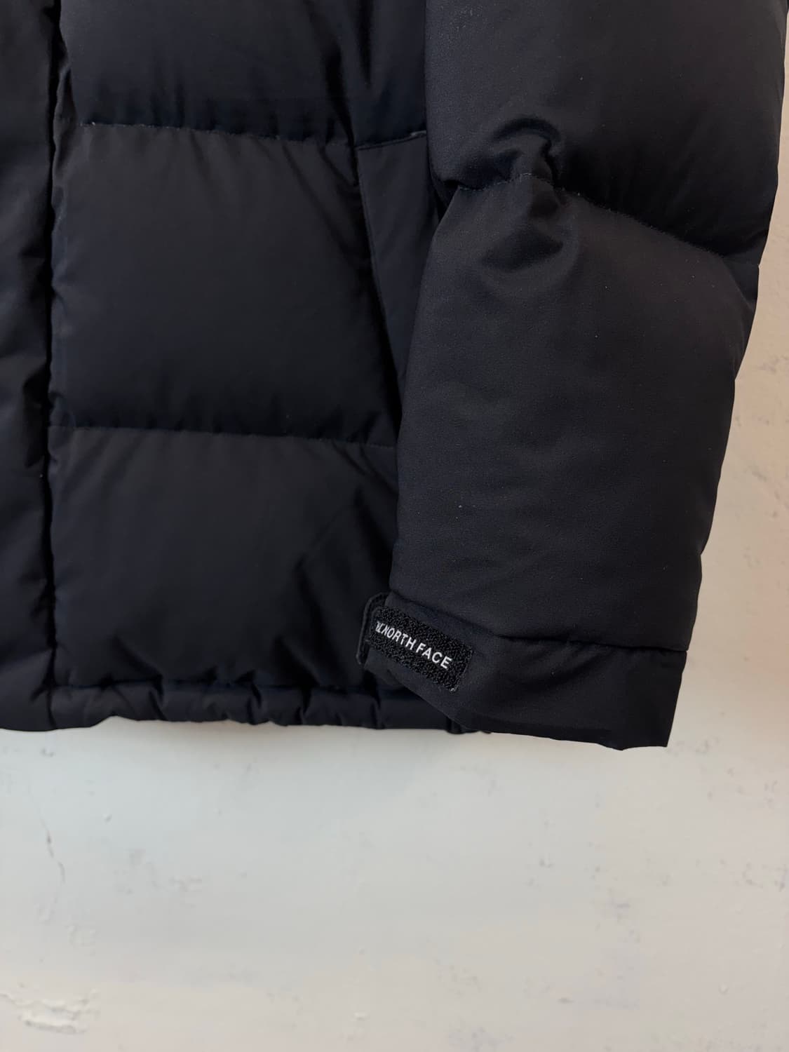 노스페이스 블랙 덕다운 패딩 상품이미지4