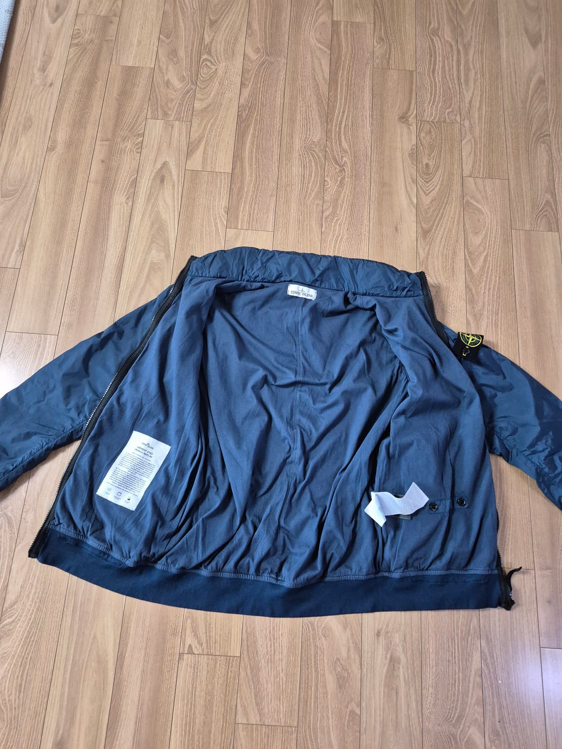 스톤아일랜드 크링클랩스 봄버 자켓 M 상품이미지7