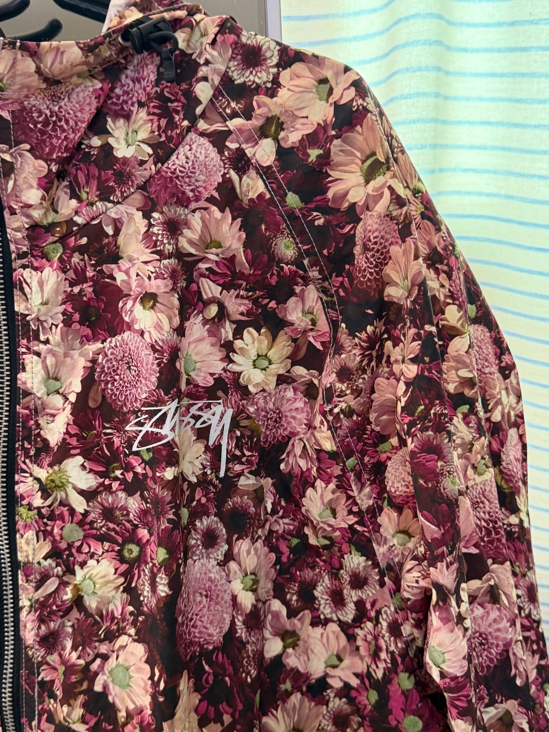 스투시 플로랄 나일론 비치 쉘 자켓 마룬 상품이미지2