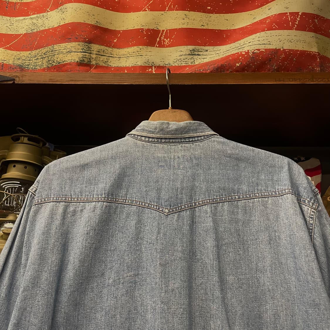 리바이스 클래식 데님 포켓 웨스턴 셔츠 상품이미지4