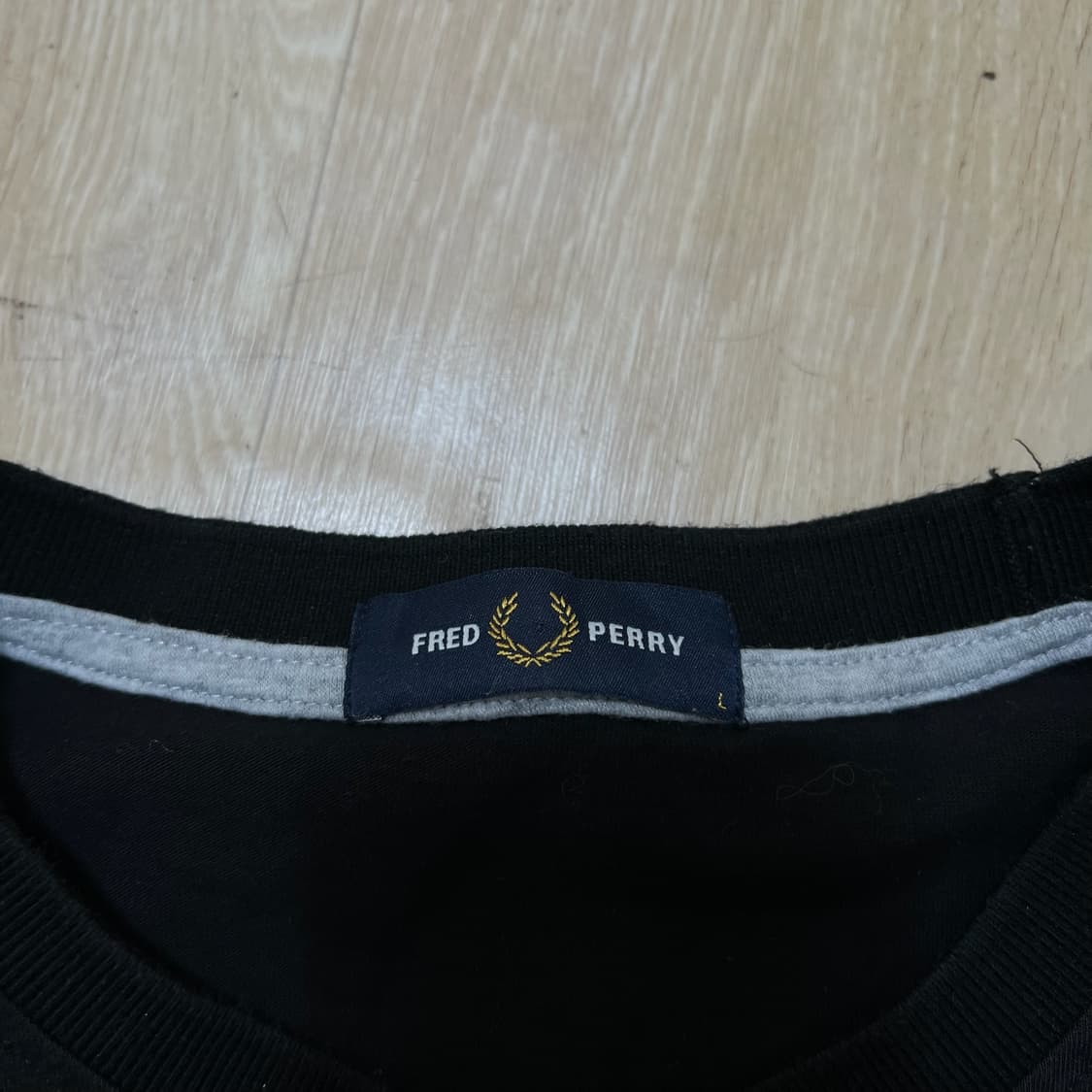 프레드페리 월계수 로고 라운드 반팔티 L/100  상품이미지5
