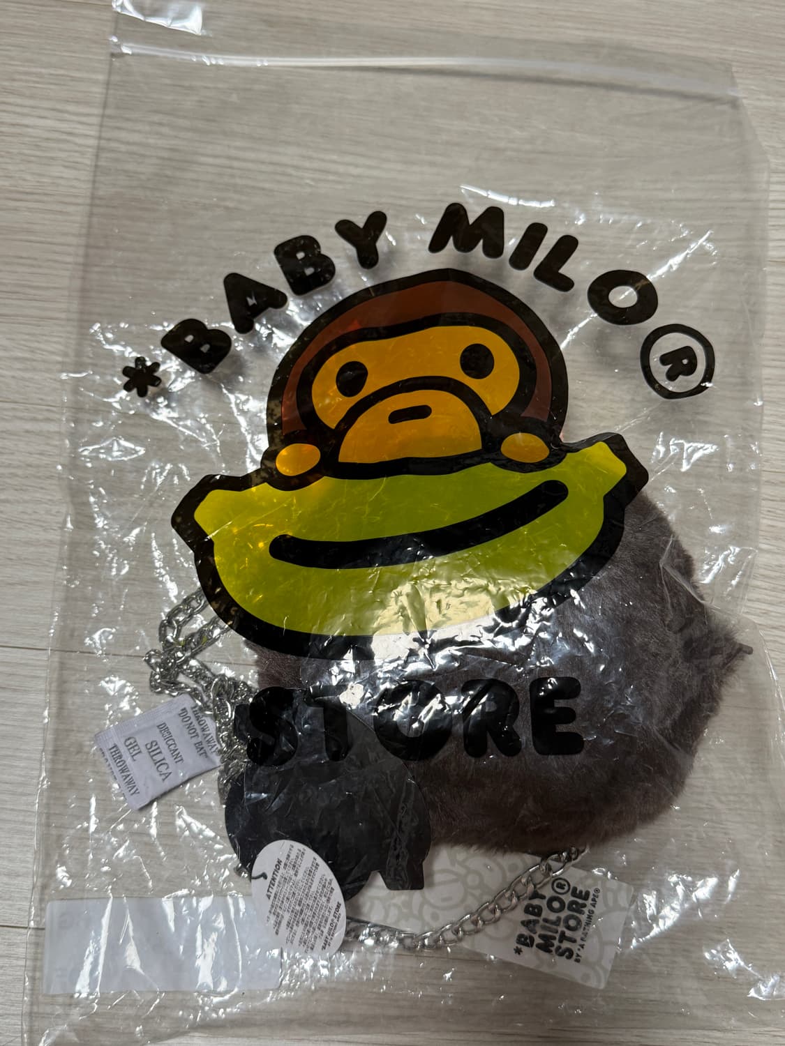 베이프 베이비 마일로 페이스 크로스백 상품이미지2