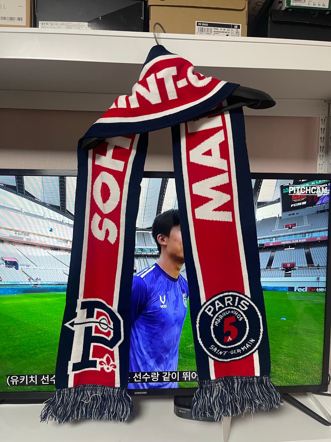 오버더피치 x 파리생제르망 머플러 상품이미지1