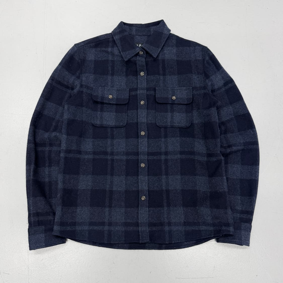 아페쎄 체크 울 모직 셔츠 상품이미지2