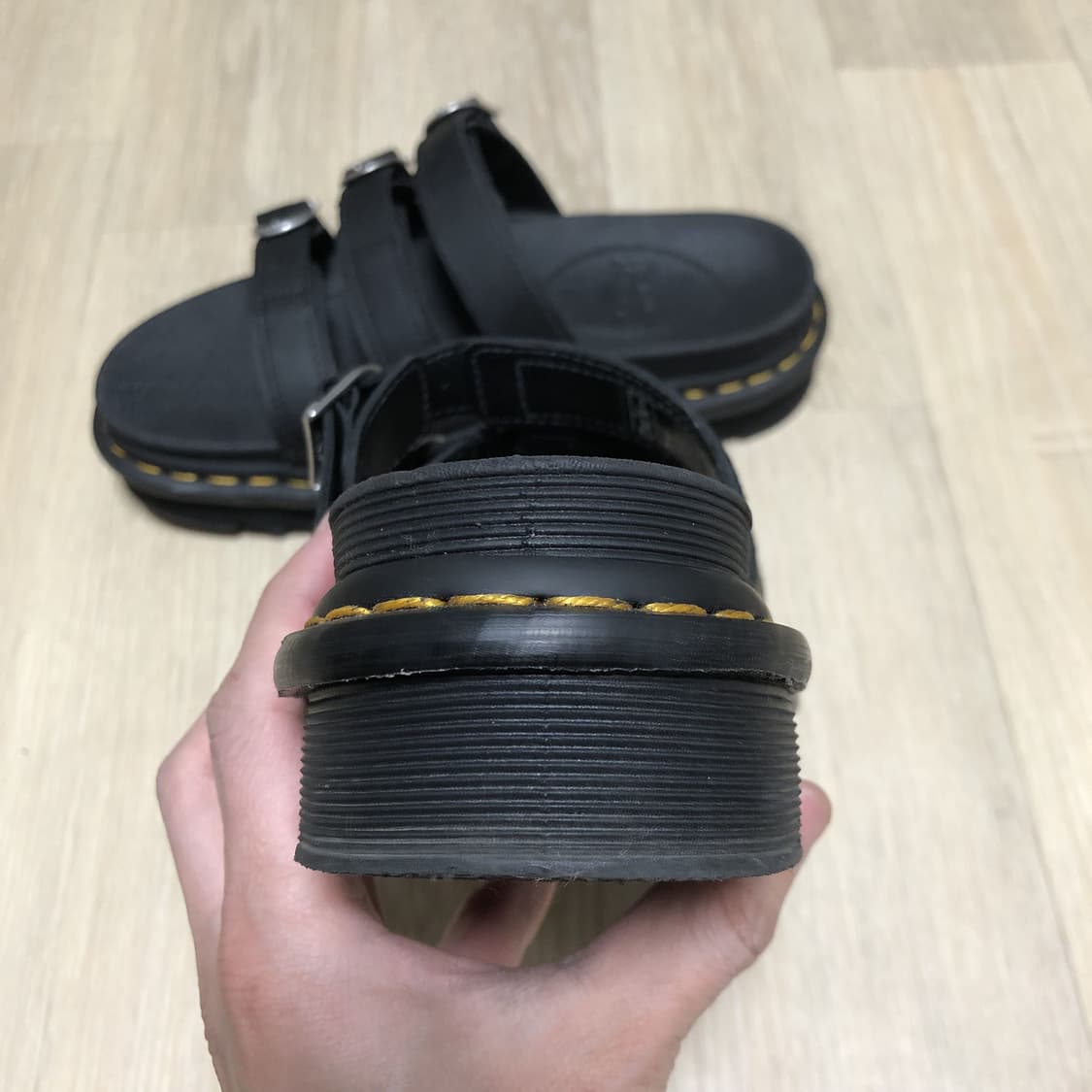 (240) 닥터마틴 Dr.martens 블레어 슬라이드 샌들 블랙 상품이미지2
