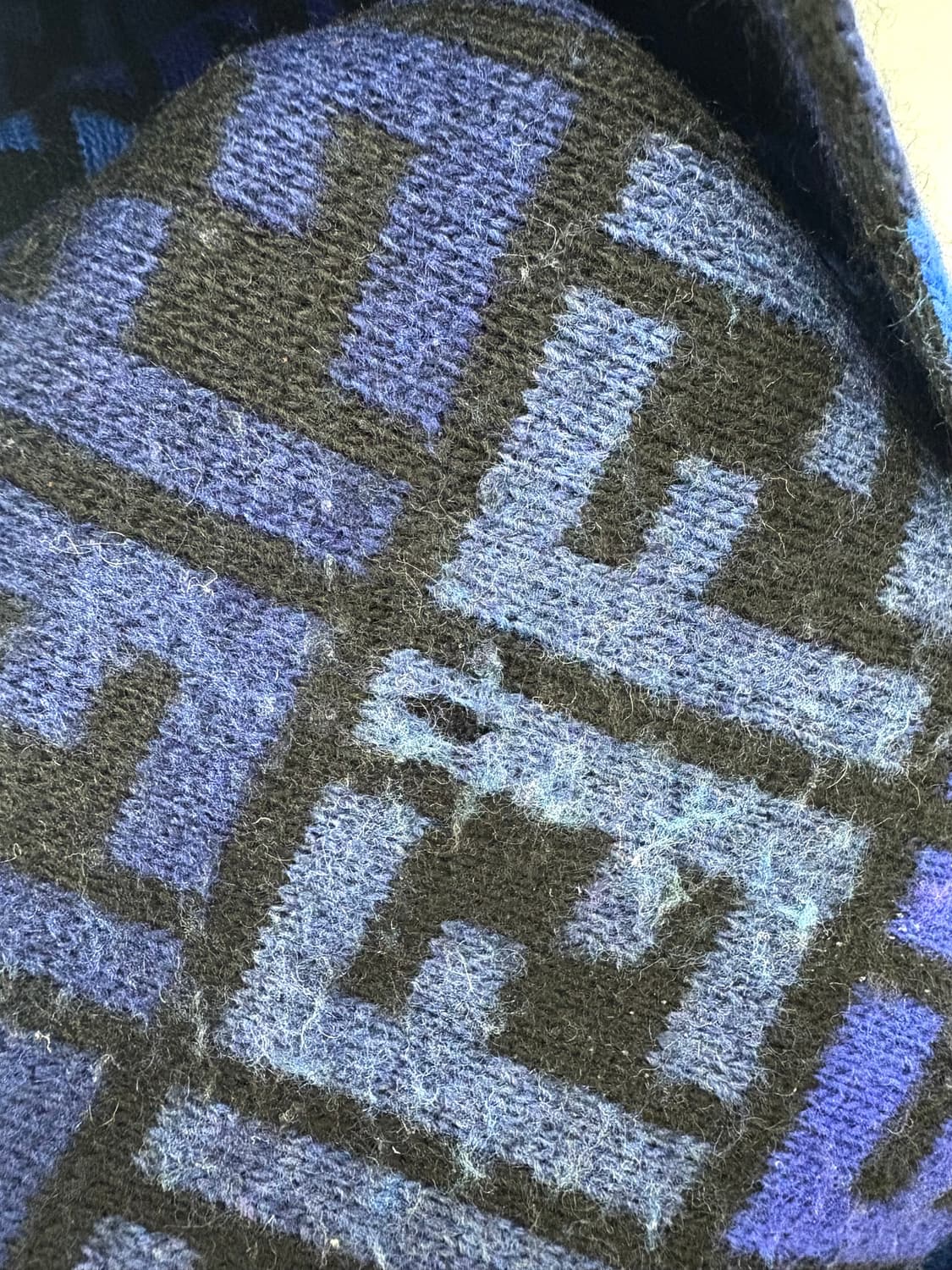  팬디 블루 체크 목도리 루키CK9794 상품이미지5