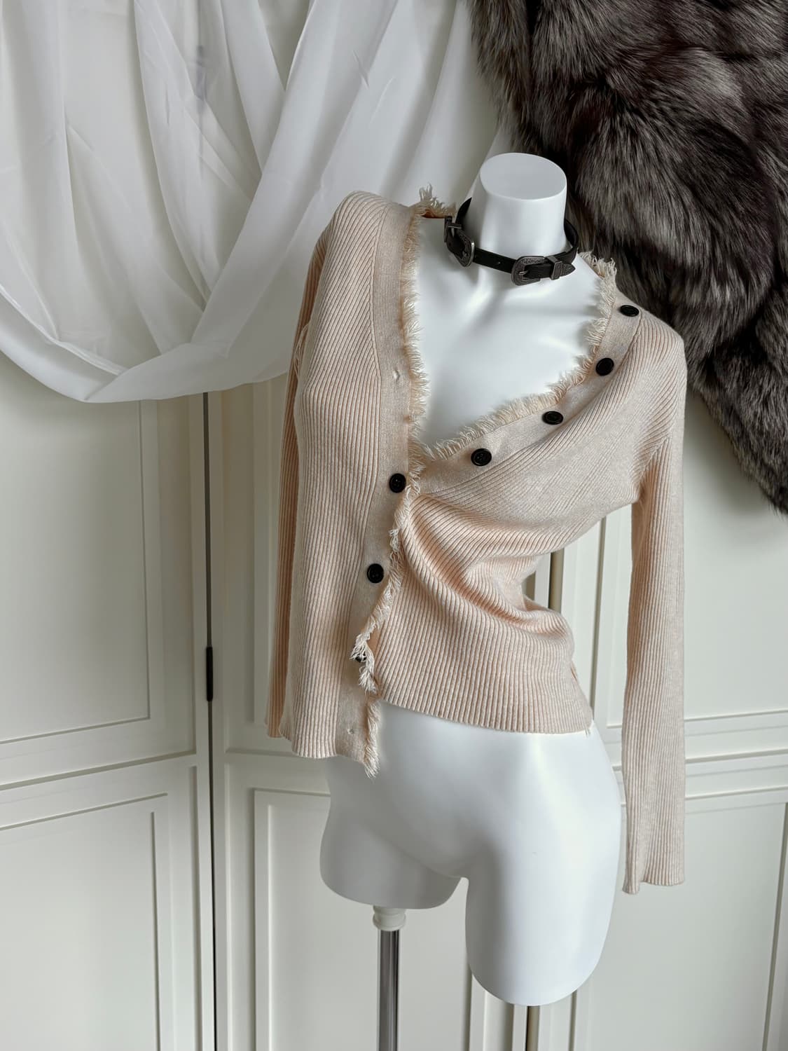 Fringe Detail Knit Cardigan 상품이미지2