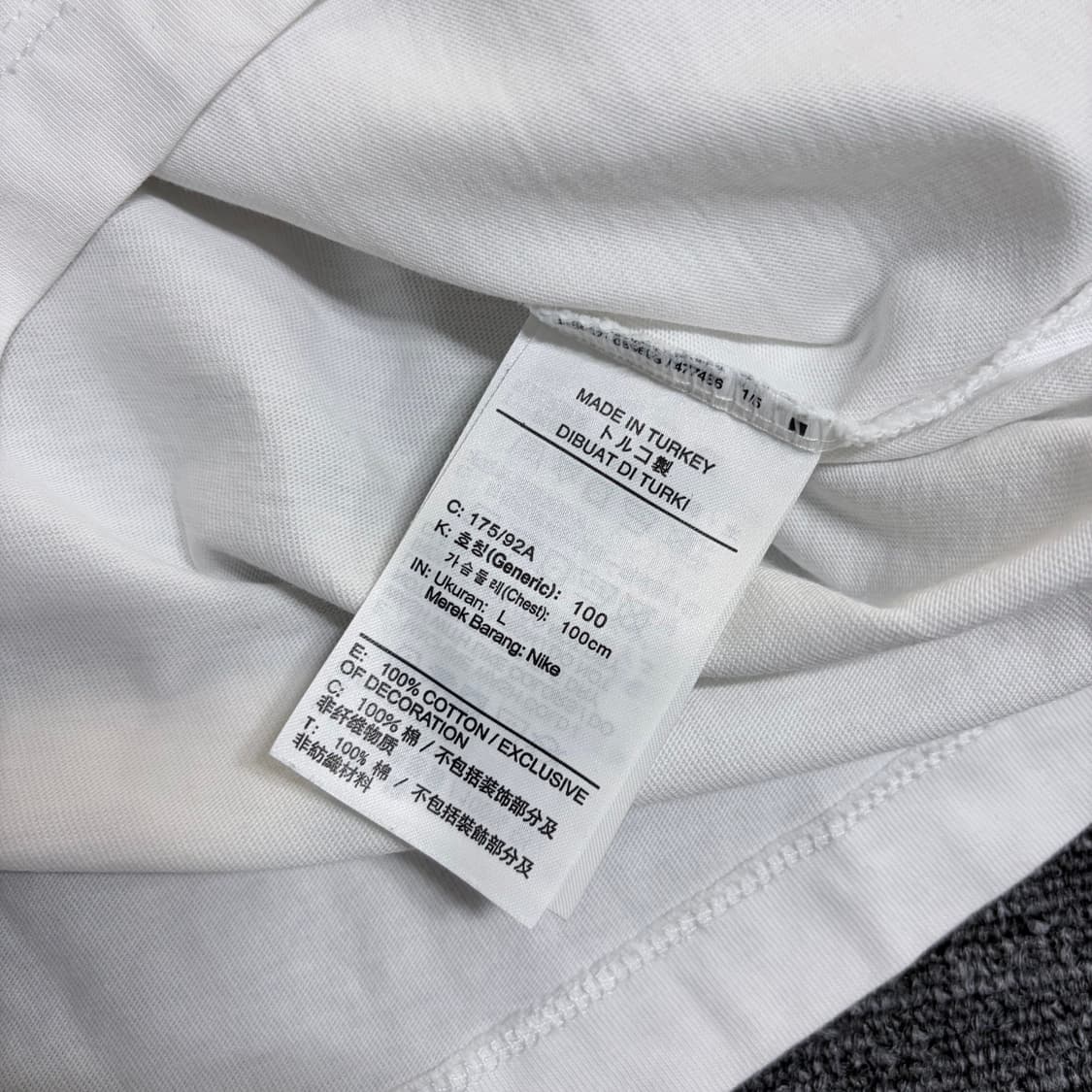 나이키 에어포스1 반팔티 상품이미지4