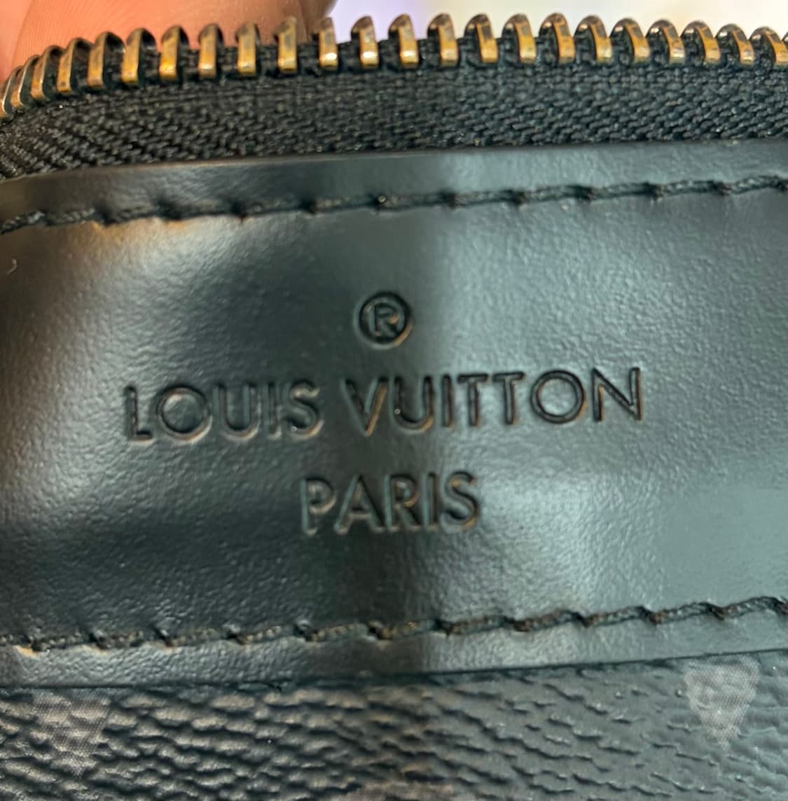 루이비통 클러치 디스커버리 이클립스 아폴로 상품이미지9