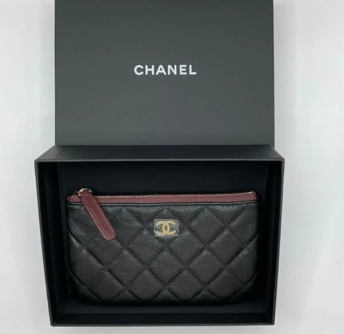 [미개봉 새상품]AP4020 샤넬 클래식 미니 캐비어 파우치 상품이미지3
