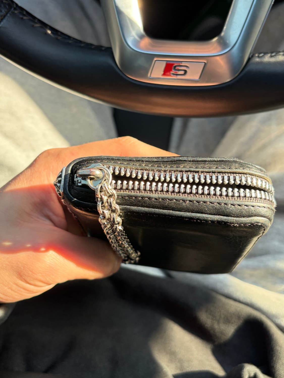 크롬하츠 피라미드 반지갑 상품이미지4