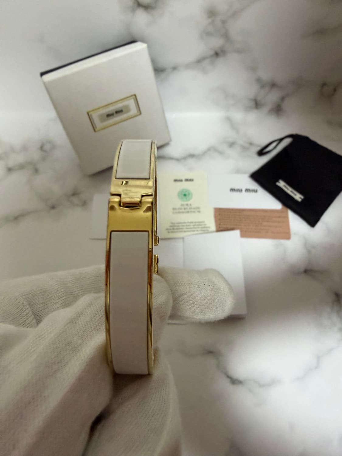 미우미우 에나멜 메탈 브레이슬릿 팔찌 상품이미지4