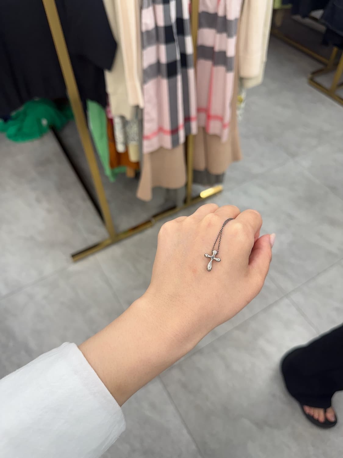티파니앤코 십자가목걸이 상품이미지2