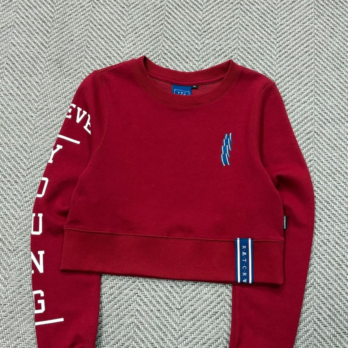 로맨틱크라운 크롭 맨투맨 v2633 상품이미지3