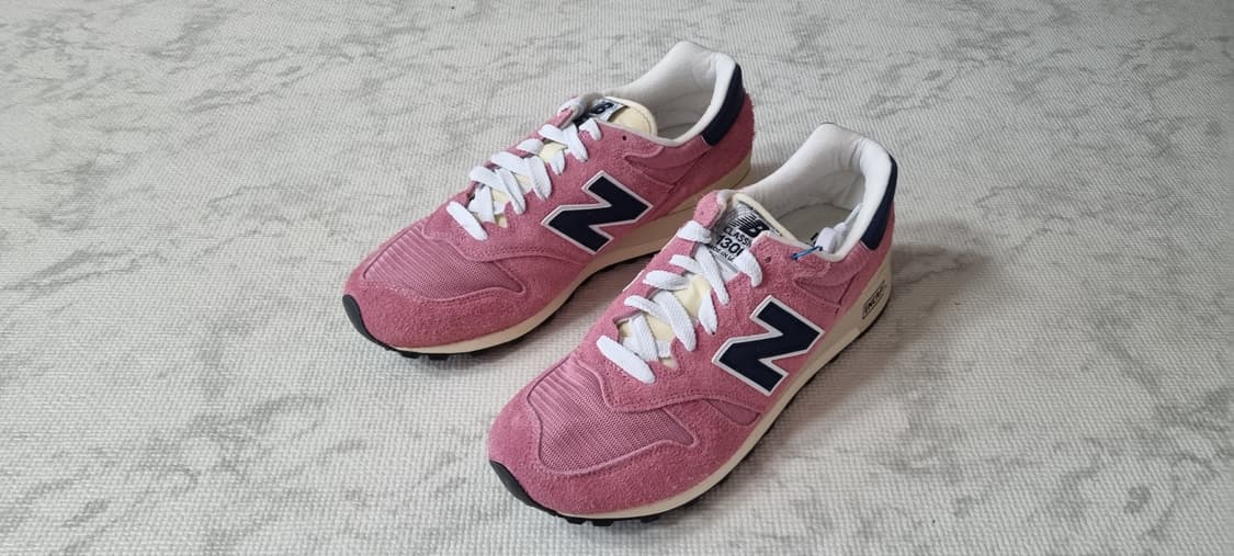 뉴발란스 1300 에임레온도르 더스티 핑크 300 상품이미지1