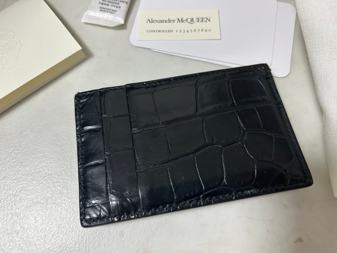 알렉산더 맥퀸 스컬 카드지갑 상품이미지3