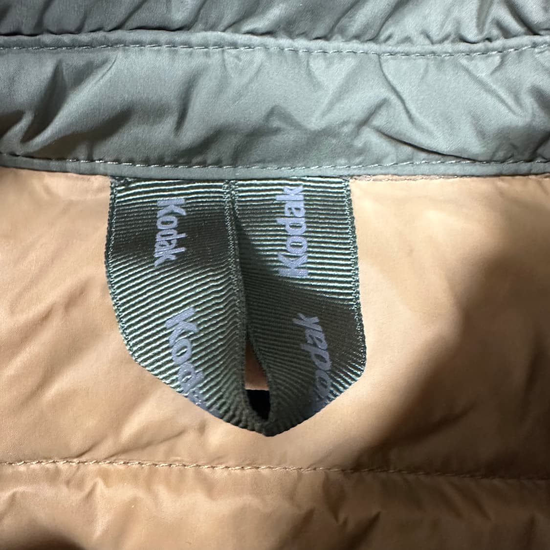 ✨ (바배) 코닥 경량 구스다운 셔츠 패딩  상품이미지3