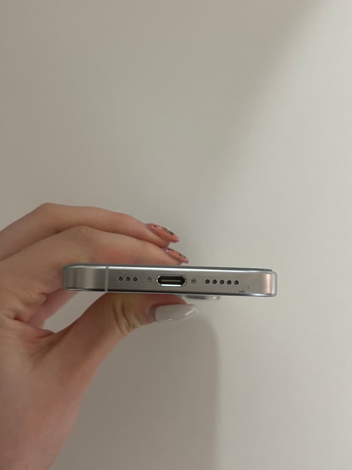 아이폰 15 프로 256GB 실버 상품이미지6