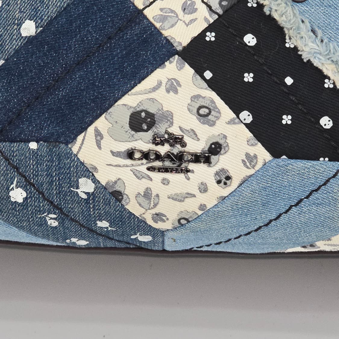 COACH 뉴욕 데님 패치워크 토트백 상품이미지10