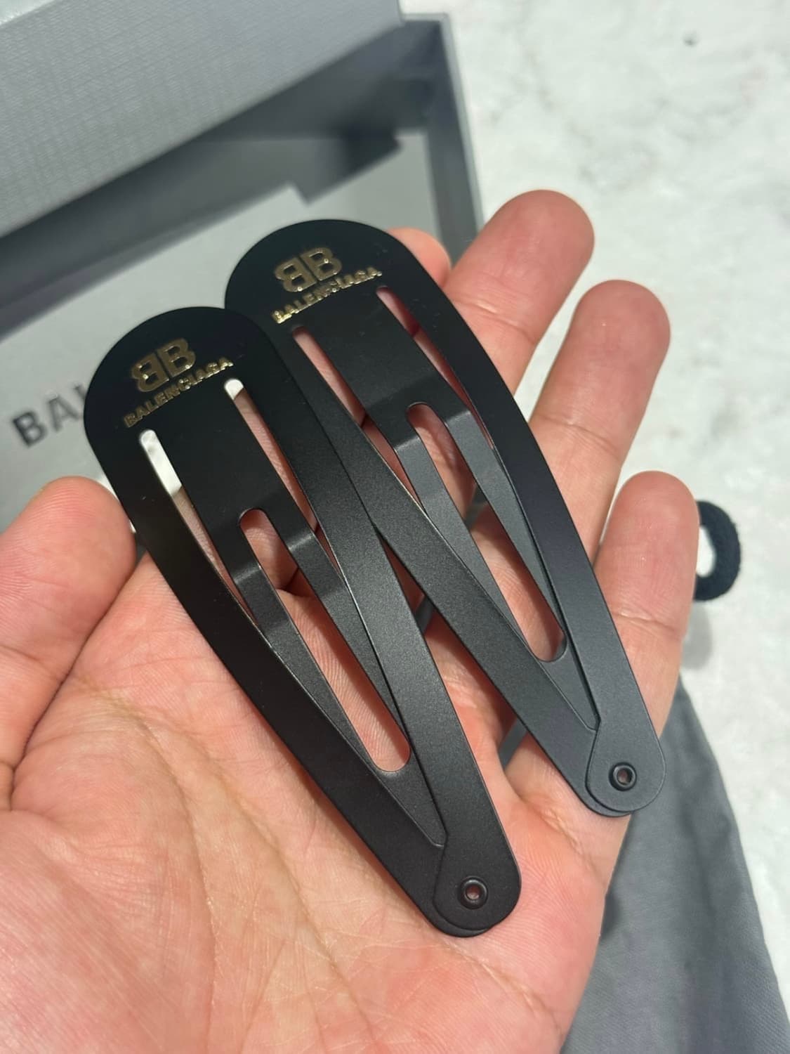 [ONE SIZE] 발렌시아가 홀리 XXL 스냅 헤어핀 클립 세트 상품이미지7