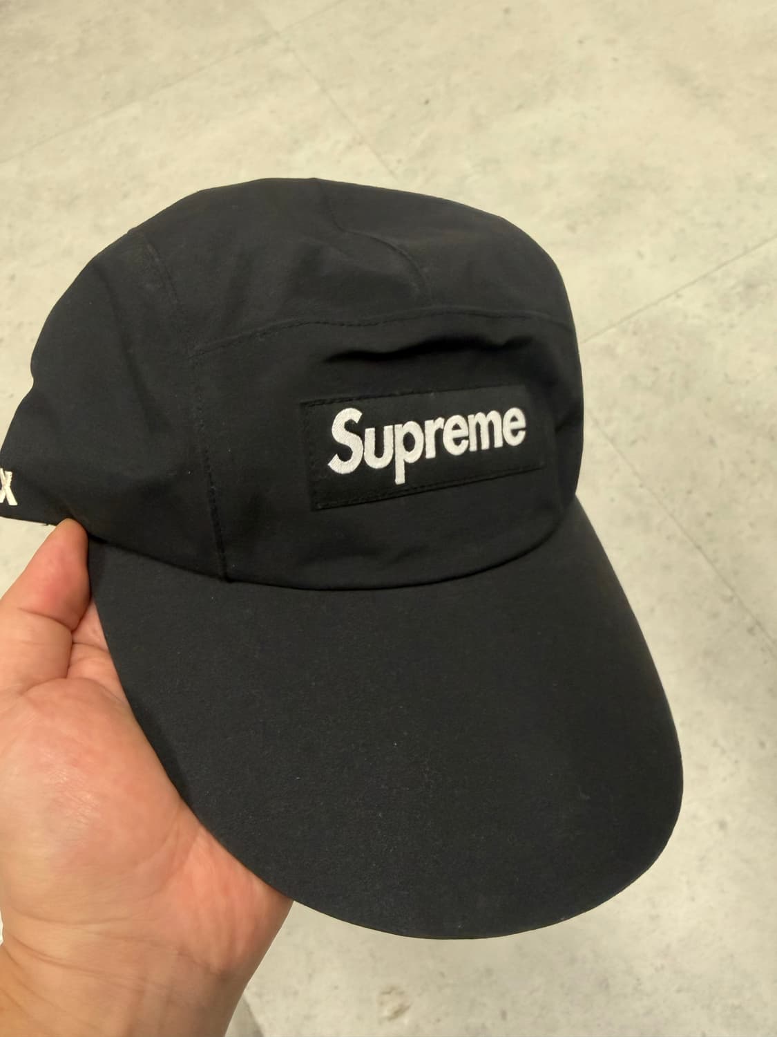 슈프림 GORE-TEX 캠프캡 상품이미지1