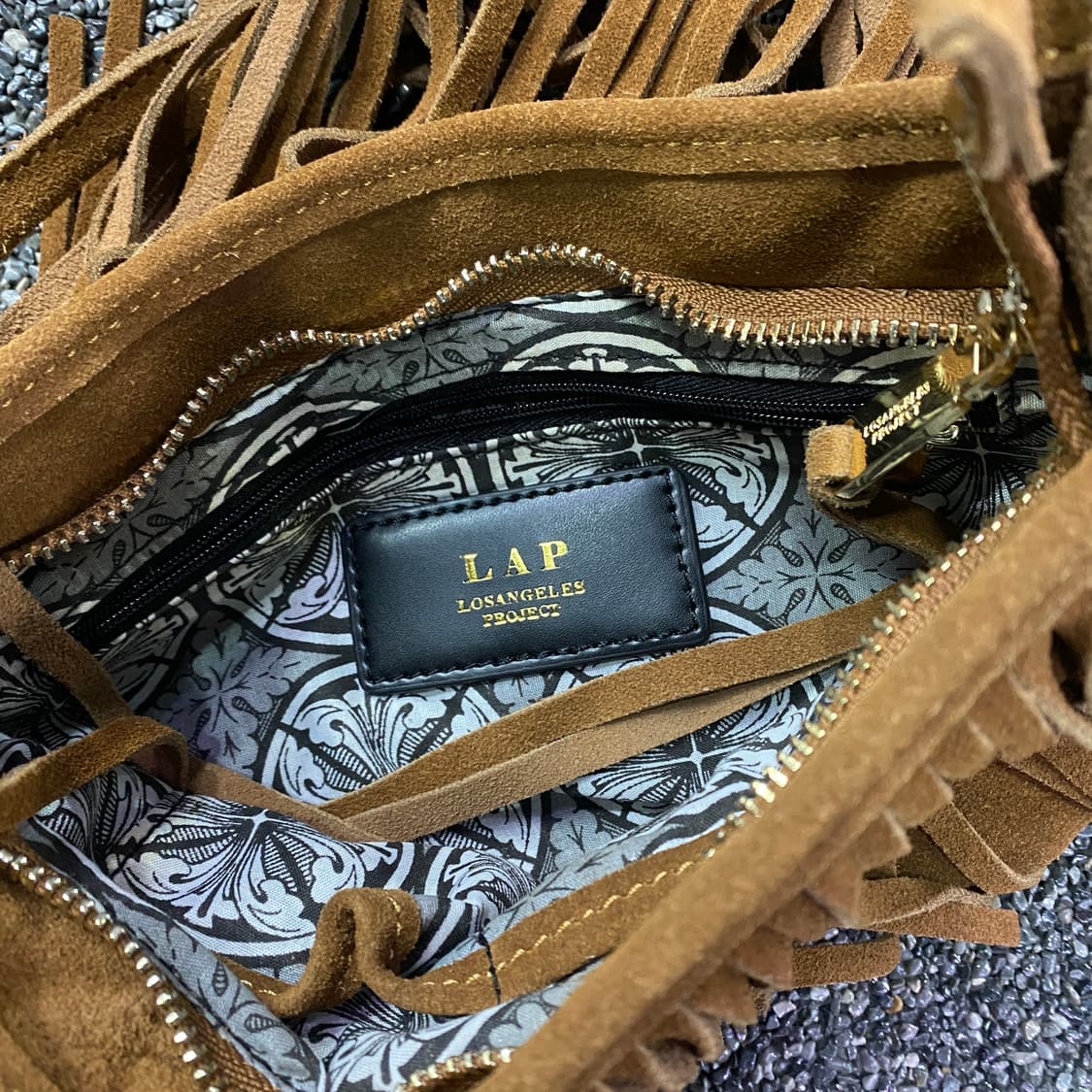 LAP 스웨이드 테슬 크로스백 B3314 상품이미지2