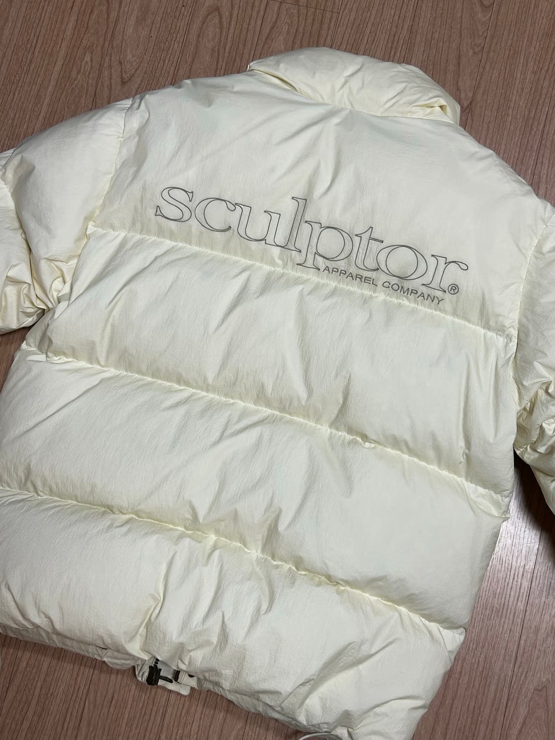 스컬프터 오버사이즈 푸퍼 다운(아이보리/L) 밀로우먼코이세이오디스커버리 상품이미지6