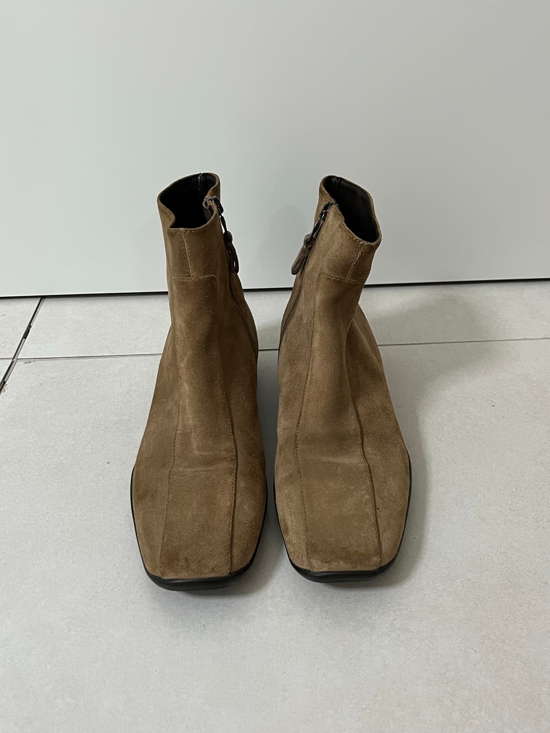 프라다 첼시부츠 상품이미지1