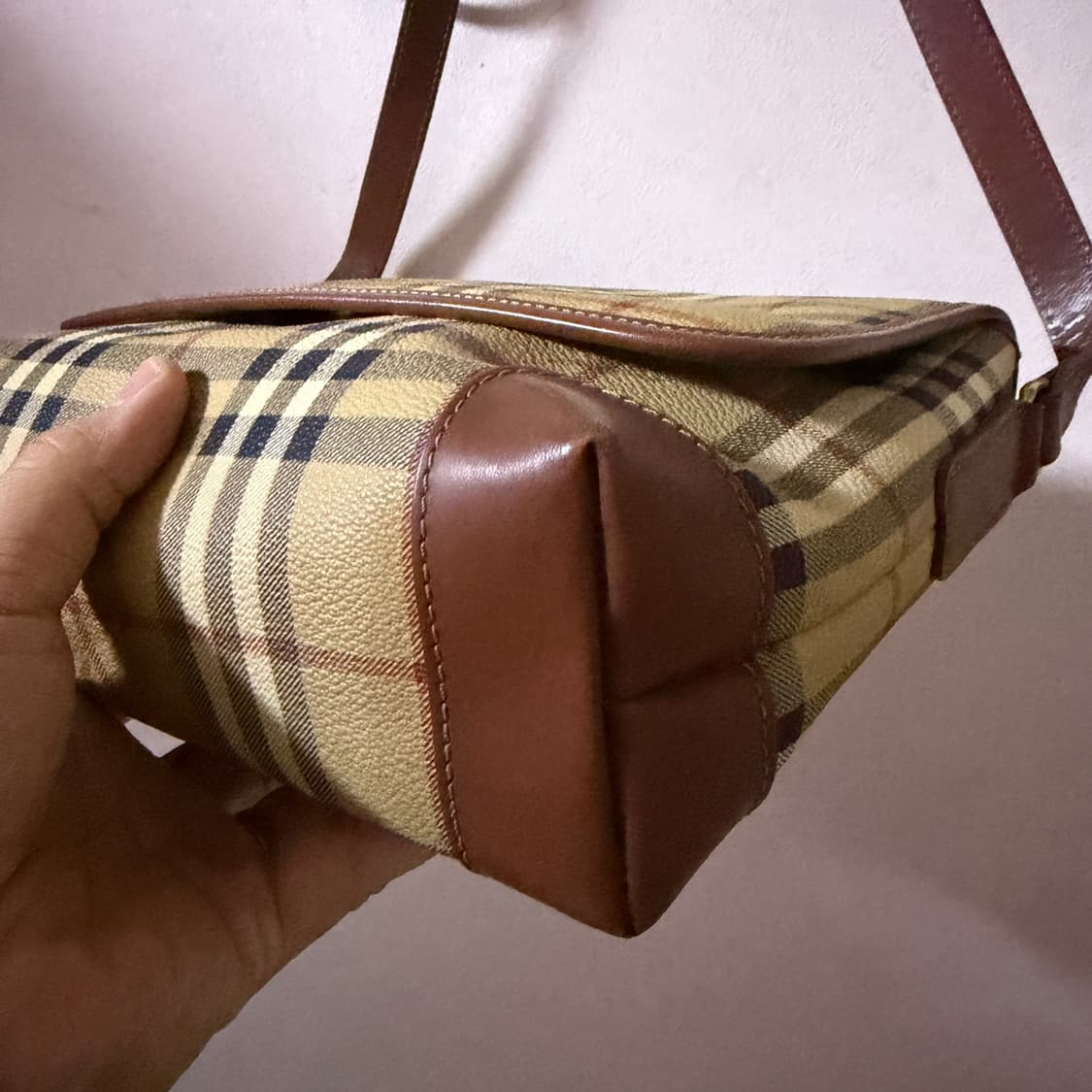 버버리 노바체크 클레식 사각 크로스백 상품이미지4