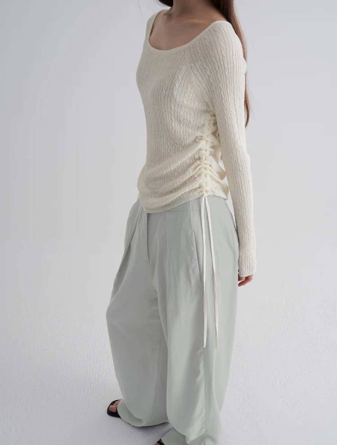 에잇세컨즈 케이블 사이드 셔링 긴소매 [아이보리-M] 상품이미지3