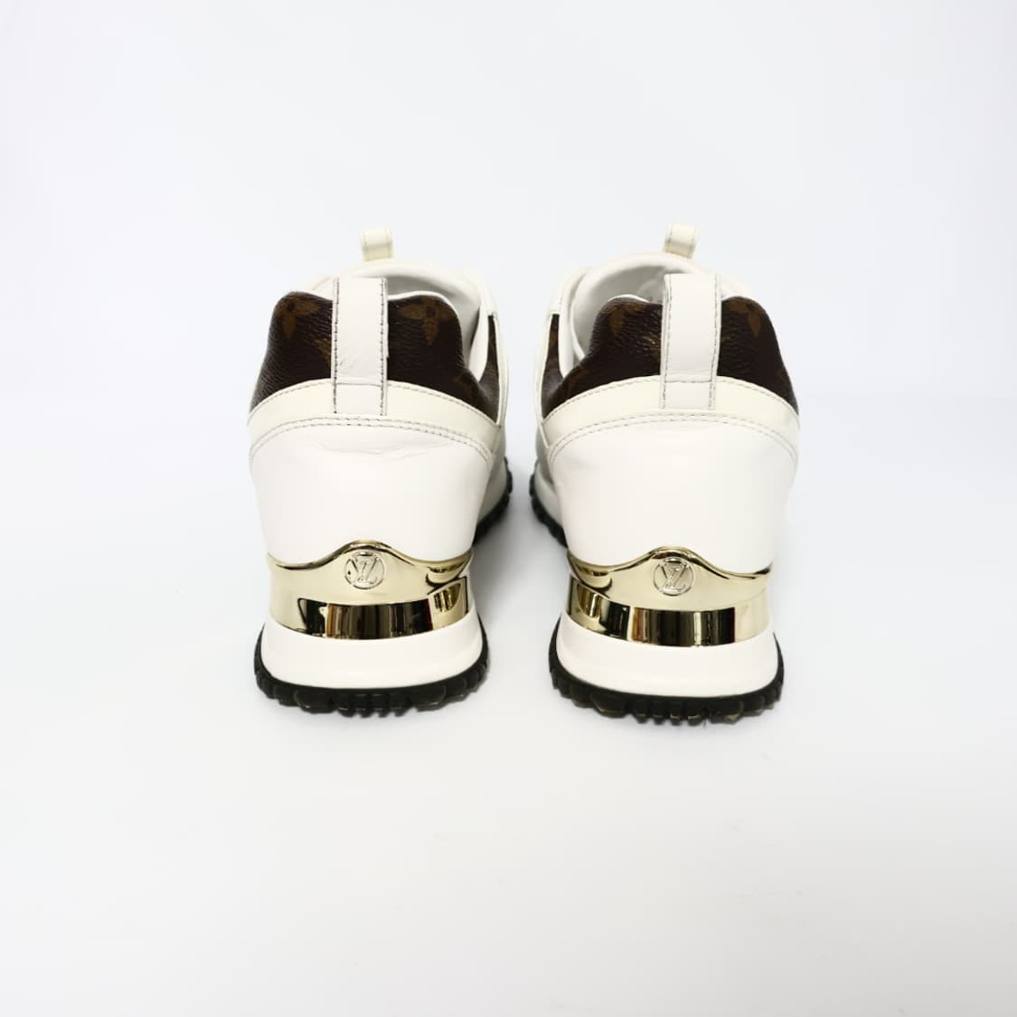 루이비통 LV로고 런어웨이 스니커즈 34.5/220 상품이미지5