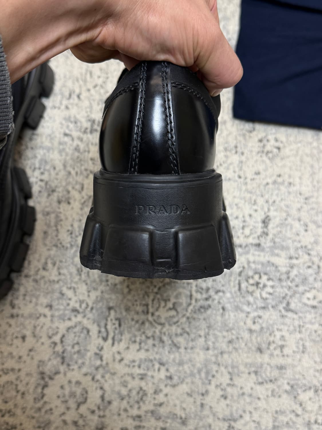 프라다 모놀리스 더비 uk9 상품이미지6