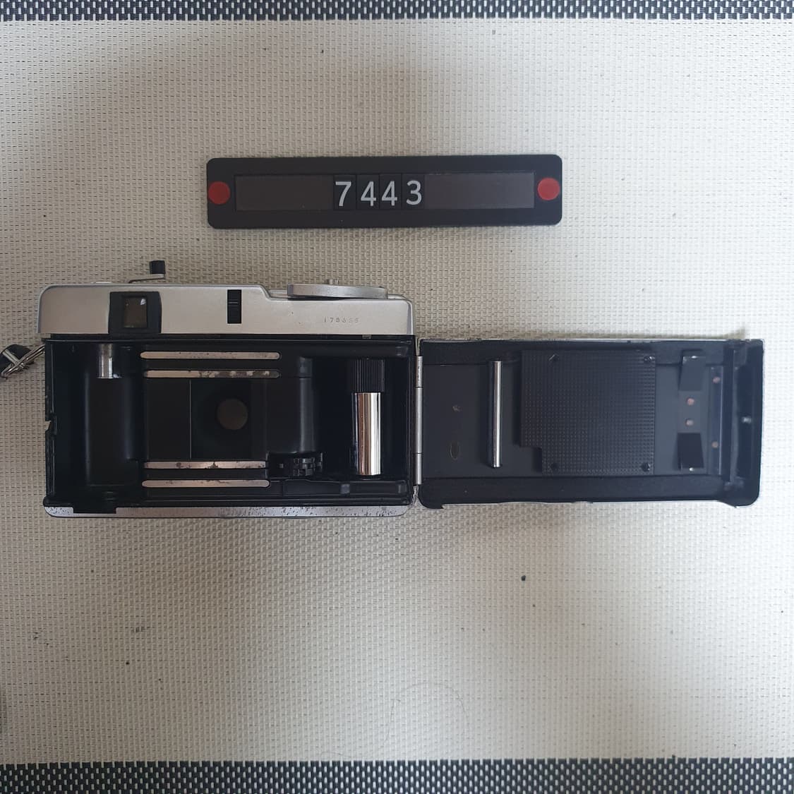 코니카 EYE 하프 필름카메라 상품이미지5