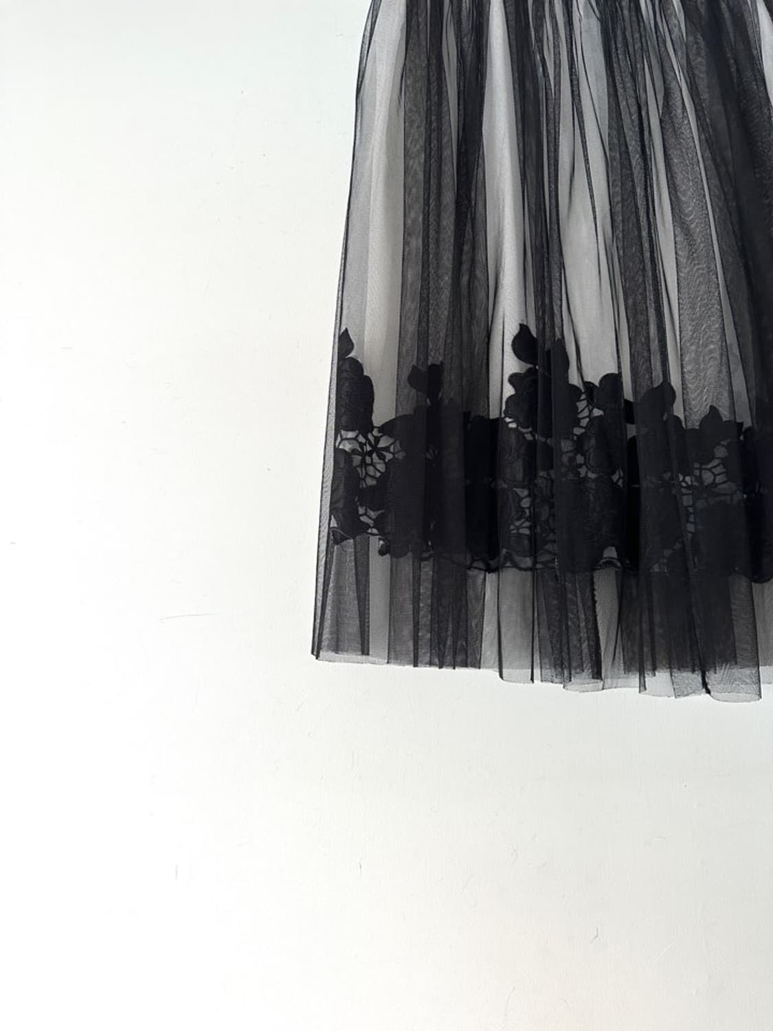 Floral jacquard tulle skirt / black 상품이미지2