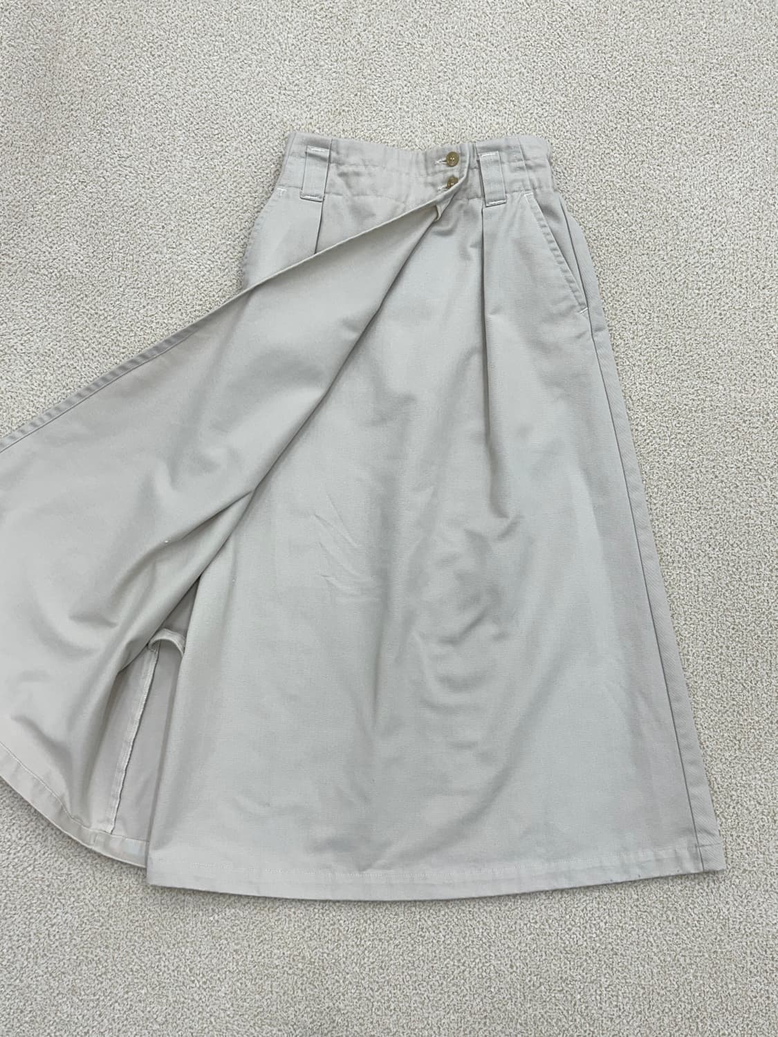 단톤 베이지컬러 랩 스커트 상품이미지4