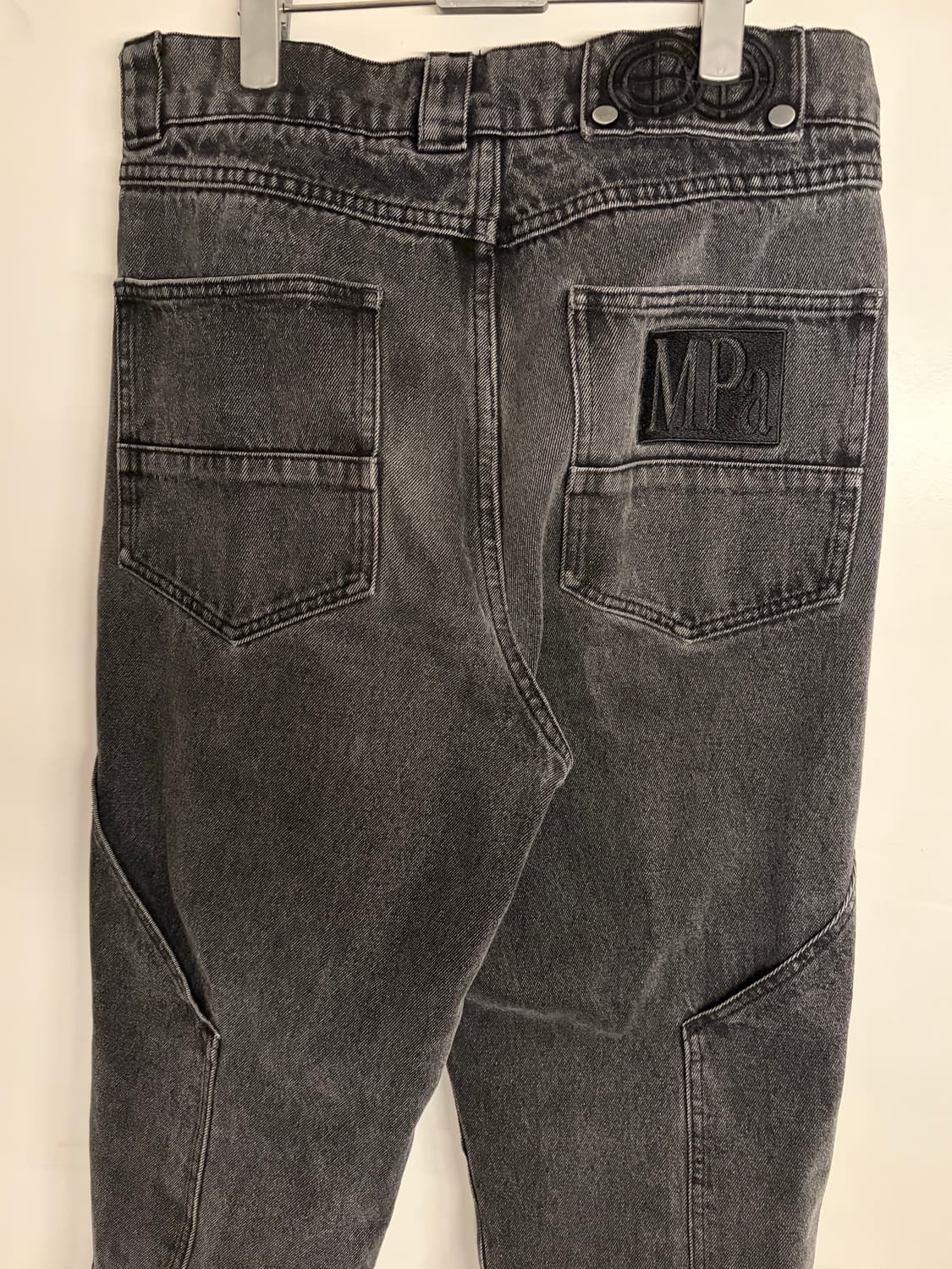 플라스틱 프로덕트 MPa calf pocket pants 상품이미지3