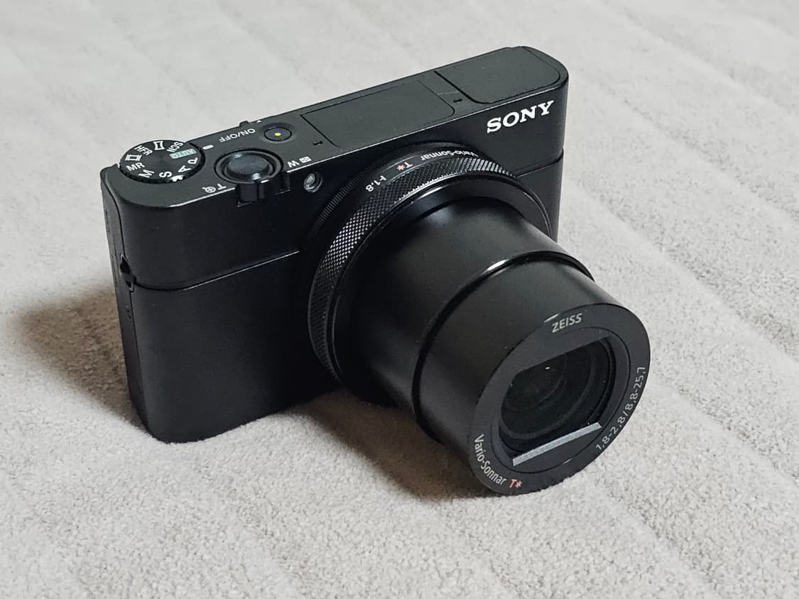 소니 RX100m4 디지털 카메라 상품이미지3