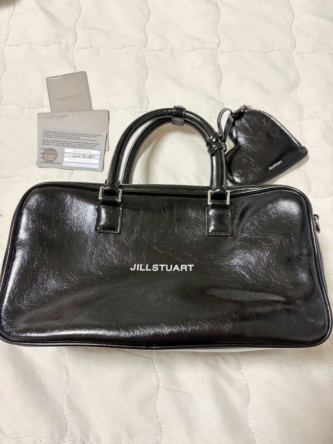 질스튜어트 하트참 토트백 - 블랙 (S) 상품이미지2