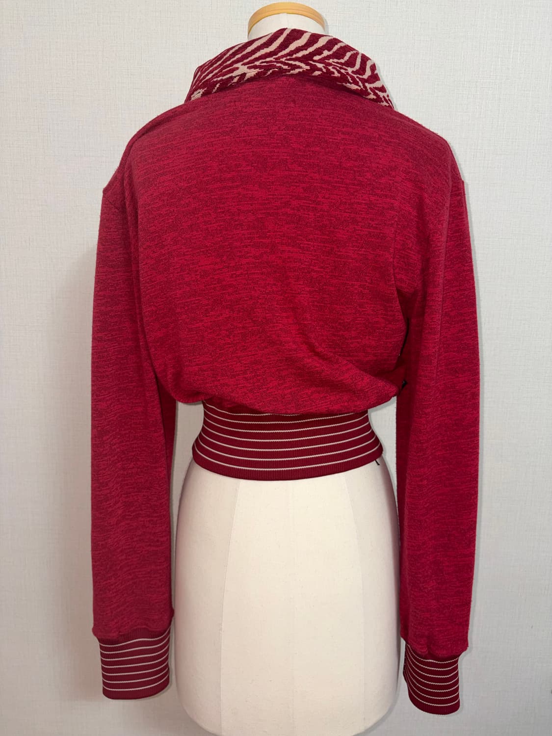 다잉브리드 집업 가디건 레드 상품이미지3