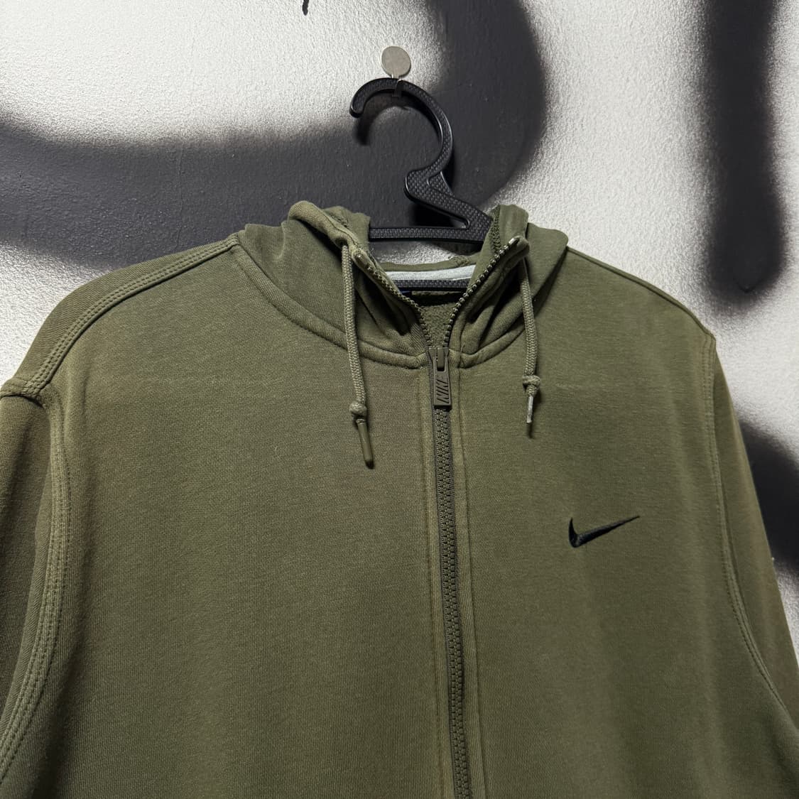 나이키 스몰 스우시 하이넥 집업 후디 카키 상품이미지3