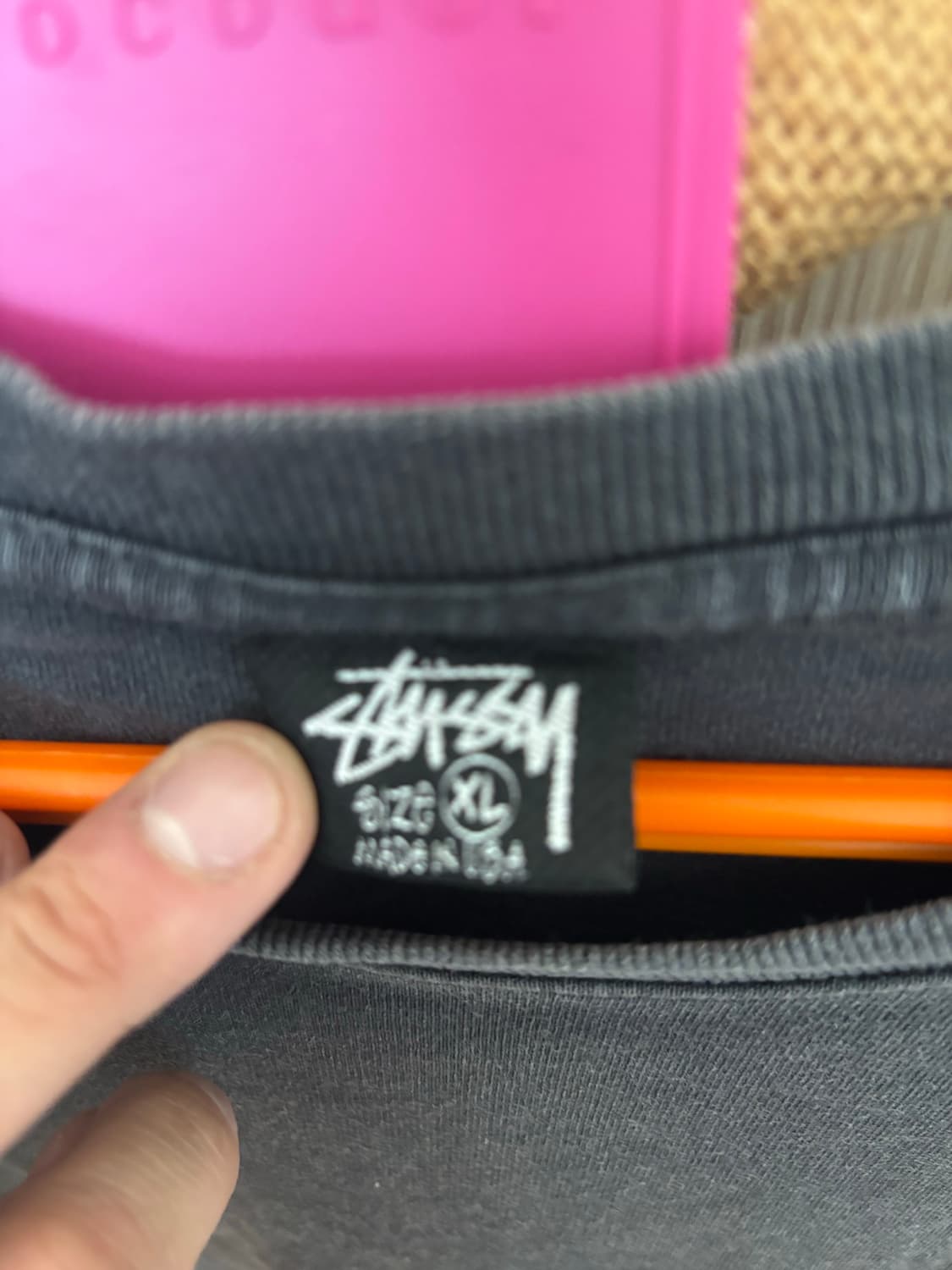 스투시 x 아워레가시 서프맨 피그먼트 다이드 티셔츠 블랙 - 21FW 상품이미지3