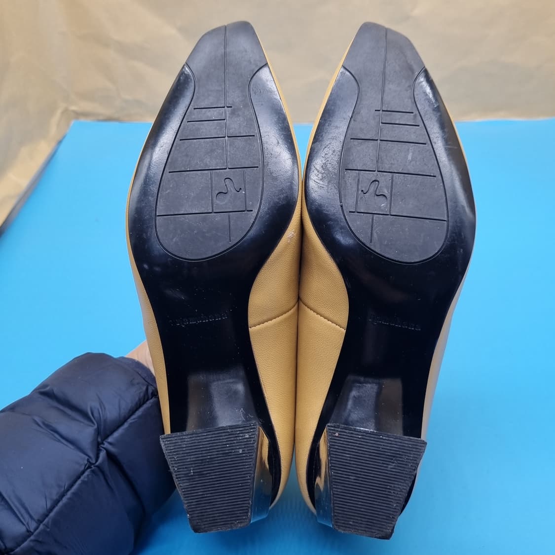 나무하나 여성구두 실사이즈240 굽5  상품이미지3