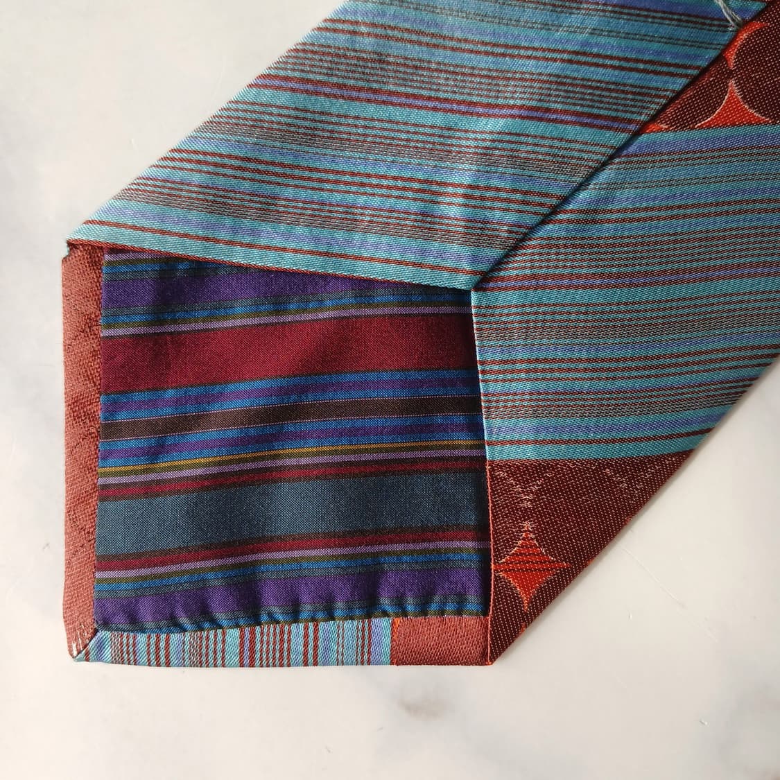 겐조 실크 블루 & 다홍 패턴 넥타이 9.5cm A+등급 E927
 상품이미지8